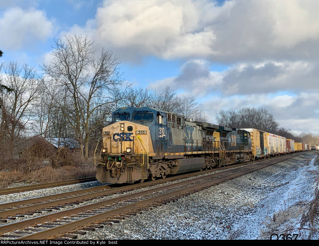 CSX 310 on Q367